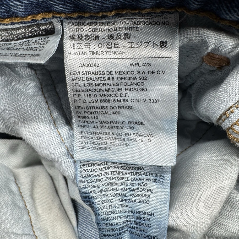 Vintage Levi's 501‎ Jeans Men's 33x29 Light Wash Distressed Button Fly S40196 - Picture 11 of 16